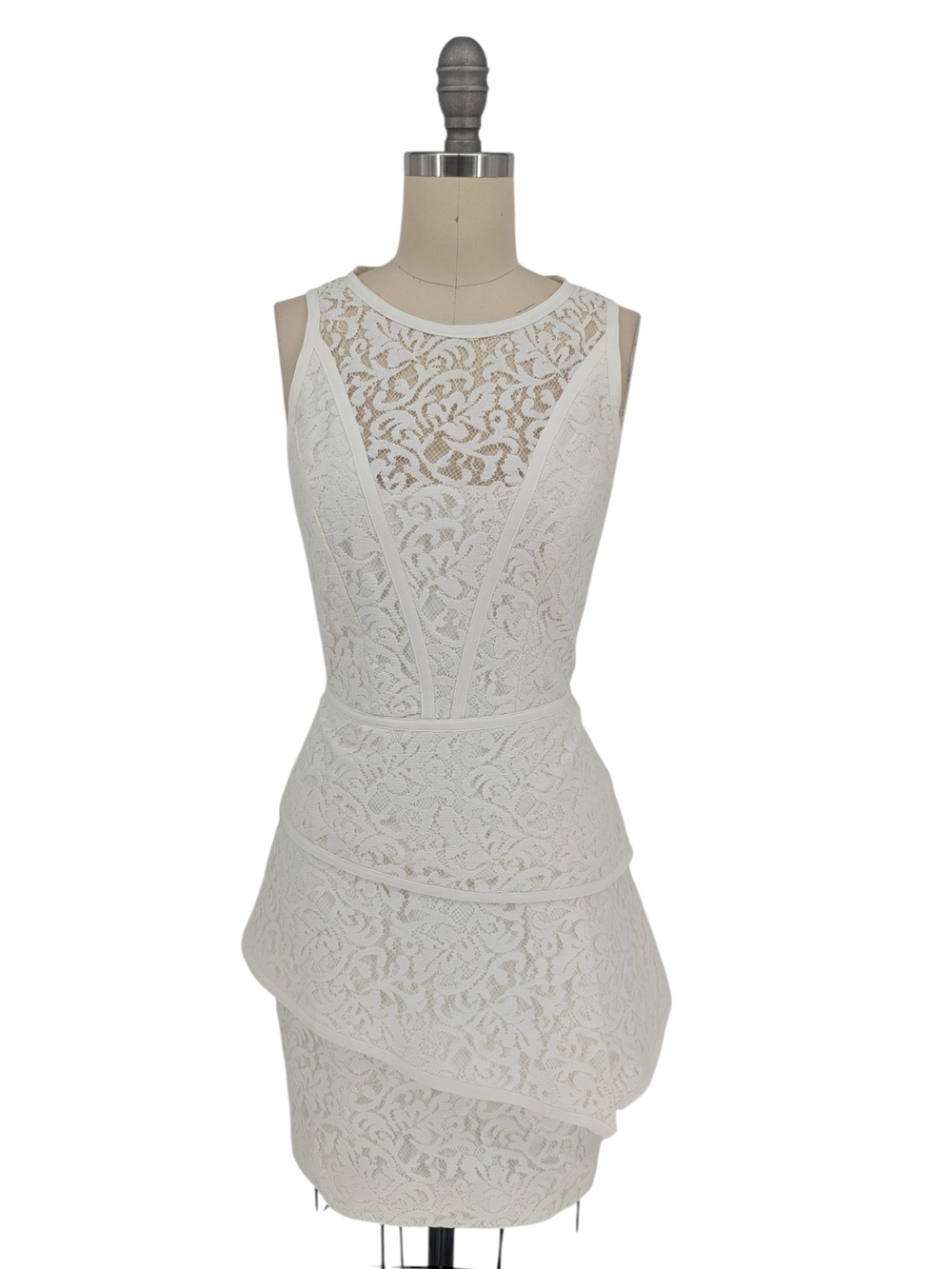 Gianni Bini Lace Peplum Dress White size 4 wedding cocktail party evening bridal